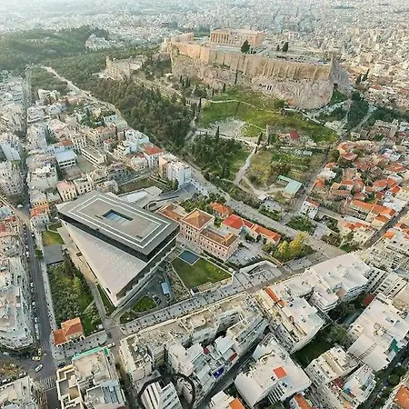 Modern Loft Build On Acropolis Ruins, Free Parking *